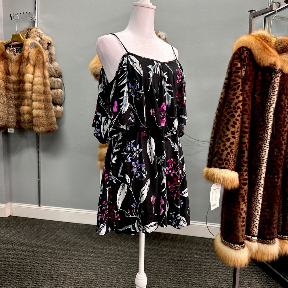 Express dress in extra small. Wear this season with booties and a jean jacket!